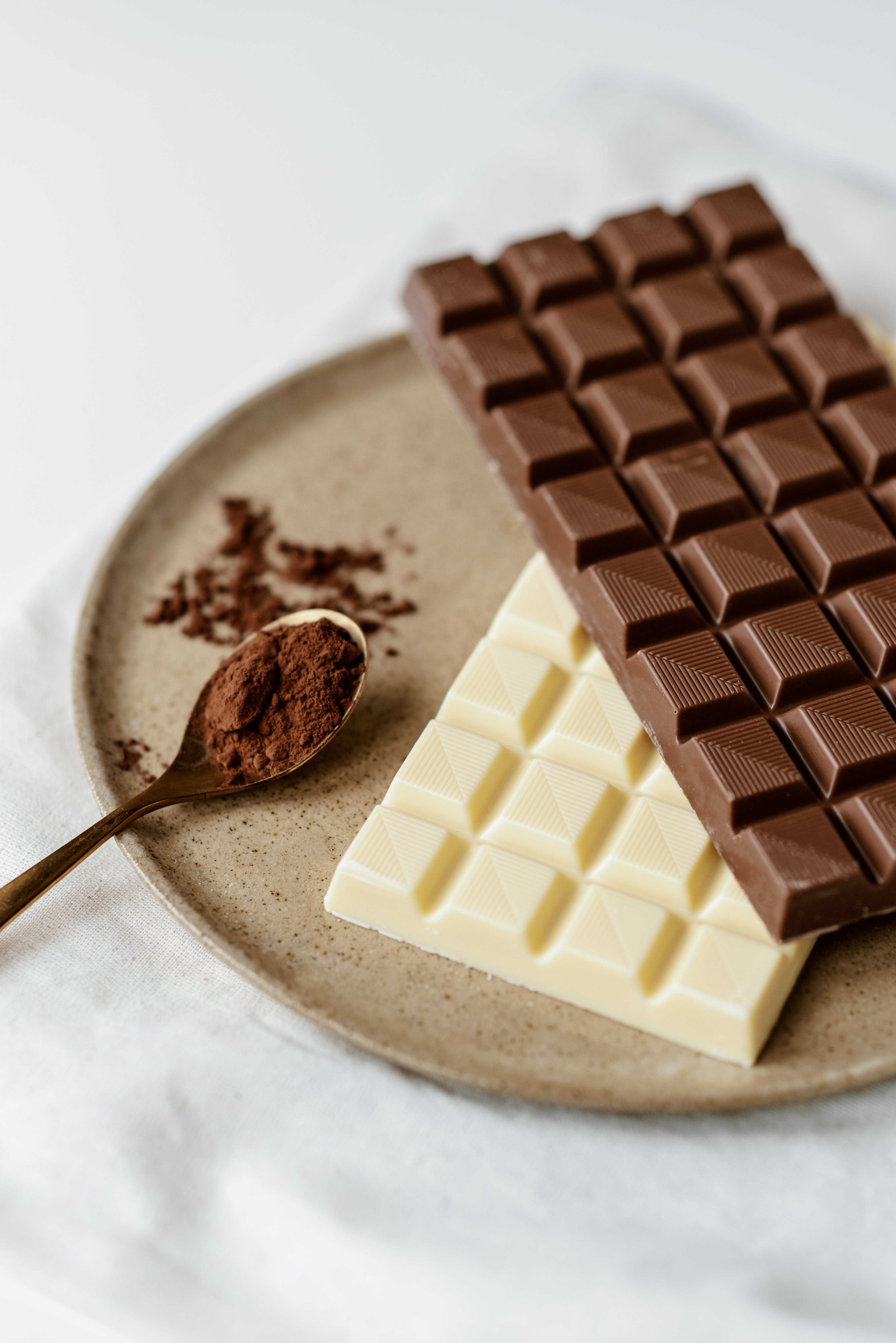 An image of chocolate in cooking to represent seasoning in bulk.